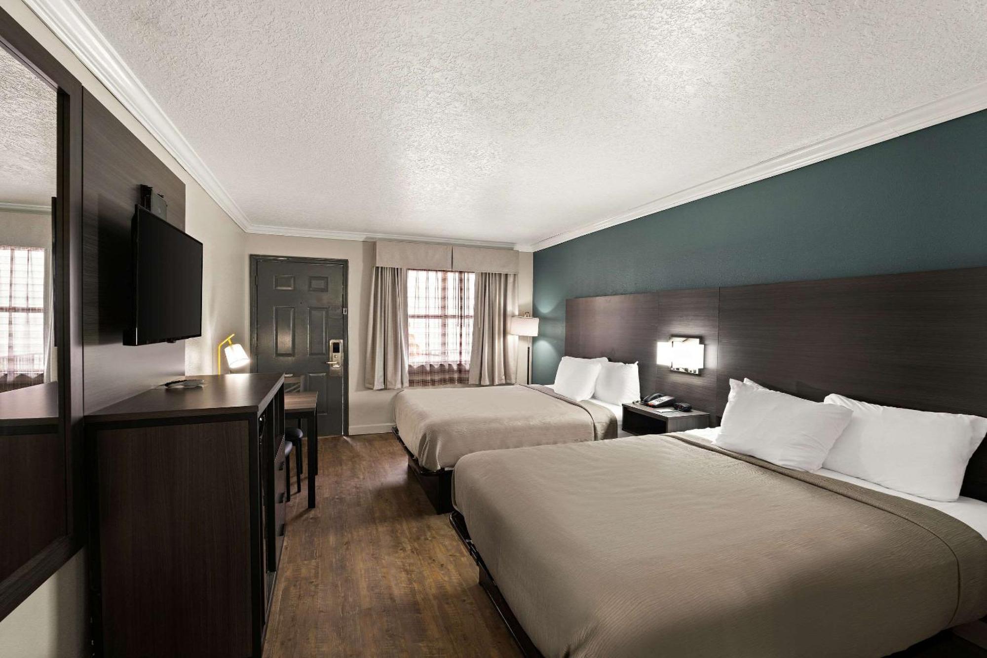 Quality Inn Оушен-Спрингс Экстерьер фото